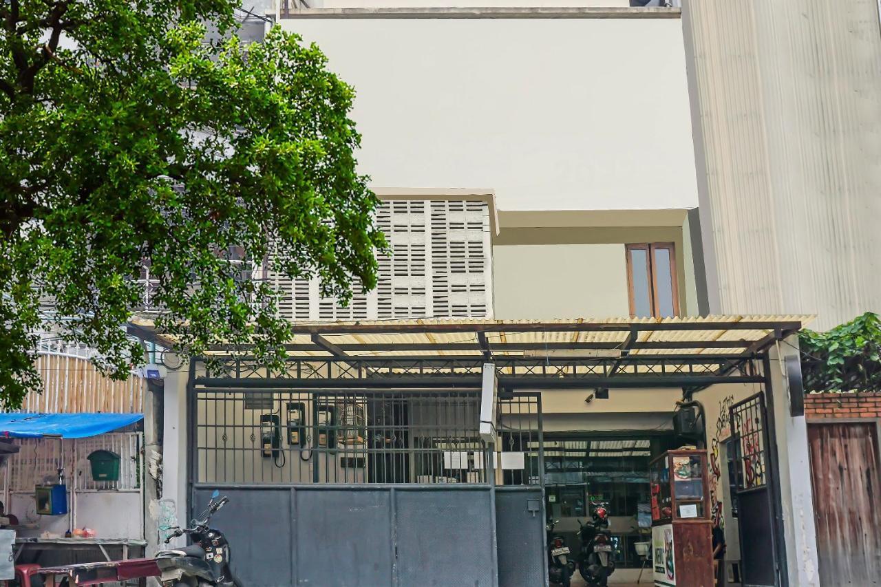 Spot On 91821 The Packer Lodge จาการ์ตา ภายนอก รูปภาพ